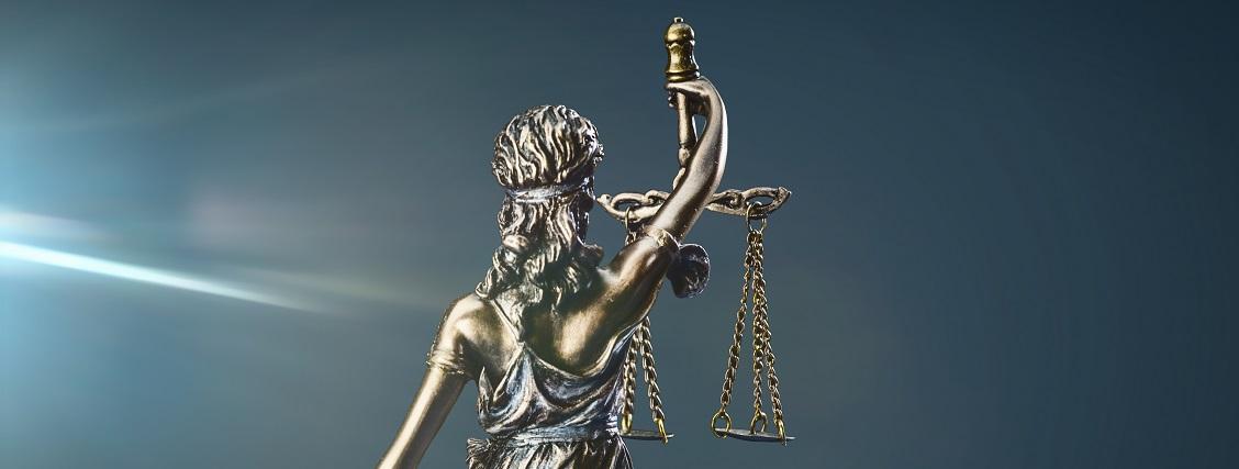 Lady Justice avec fond bleu - Semaine d'appréciation des jurés 2023